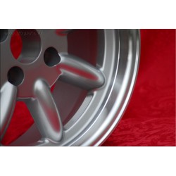 1 wheel Minilite 7x15 4x114.3 Datsun Triumph 240Z 260Z 280Z 280 ZX Triumph TR2 TR3 TR3A TR4 TR4 TR5 TR250 TR6 silver/dia