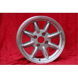 1 cerchio Minilite 7x15 4x114.3 Datsun Triumph 240Z 260Z 280Z 280 ZX Triumph TR2 TR3 TR3A TR4 TR4 TR5 TR250 TR6 silver/d