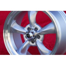 4 wheels Torq Thrust 9x19 + 9x19 5x114.3 Ford Mustang S197 (2005-14) LAE (2015-)