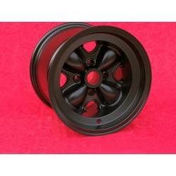 1 wheel F3 10x13 4x101.6 Brabham Formula 3 1964-1970 rear with flat bolt seat black