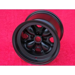 1 wheel F3 10x13 4x101.6 Brabham Formula 3 1964-1970 rear with flat bolt seat black