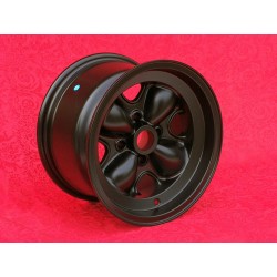 2 wheels F3 8x13 4x101.6 Brabham Formula 3 1964-1970 front with flat bolt seat black