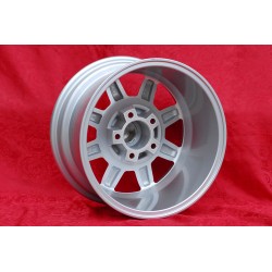 1 wheel Minilite 8x15 5x114.3 Ford Mustang V8 -1973 Falcon V8 Fairlane Torino Thunderbird Galaxie LTD silver/diamond cut