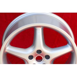 1 cerchio 550 8.5x18 5x108 Ferrari 456 550 silver