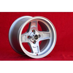 1 cerchio Campagnolo 8x13 4x100 BMW Opel BMW 1502-2002 tii  E21 Opel Kadett B C Manta Ascona A B GT Rekord C silver