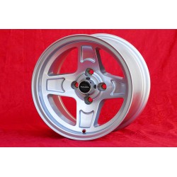 1 cerchio Campagnolo 8x13 4x100 BMW Opel BMW 1502-2002 tii  E21 Opel Kadett B C Manta Ascona A B GT Rekord C silver