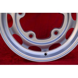 1 cerchio OE alloy 5x15 5x205 Porsche Volkswagen 356 AB Volkswagen Beetle Karmann Ghia Bus T1 T2a silver