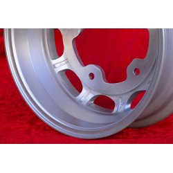 1 cerchio OE alloy 5x15 5x205 Porsche Volkswagen 356 AB Volkswagen Beetle Karmann Ghia Bus T1 T2a silver