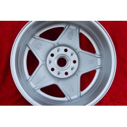 1 Felge 308 8x16 5x108 Ferrari Ferrari 208 308 328 w o ABS Mondial 8 Mondial 3 2 w o ABS (rear axle) silver