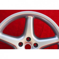 1 wheel 550 10.5x18 5x108 Ferrari 456 550 silver