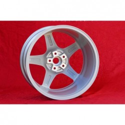 1 Felge 550 10.5x18 5x108 Ferrari 456 550 silver