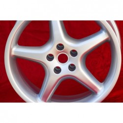 1 Felge 550 8.5x18 5x108 Ferrari 456 550 silver