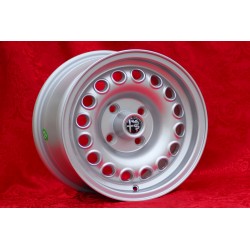 1 cerchio Campagnolo 7x14 4x108 Alfa Romeo 105 Coupe Spider GT GTA GTC Montreal silver