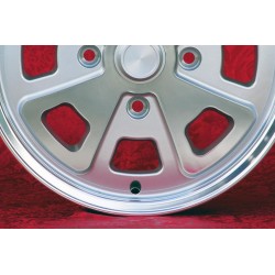 1 wheel Babyfuchs 5.5x15 4x130 Porsche Volkswagen Beetle 67- Karmann Ghia 67- Type 3 411 412 silver/diamond cut